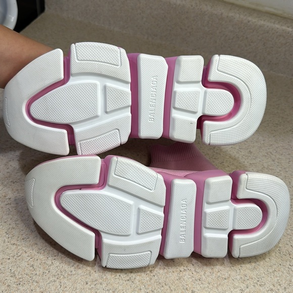 Balenciaga Knit Speed 2.0 Sneaker Womens Size: 8 Light Pink - Picture 3 of 7